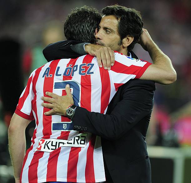 承担进攻 承担进攻